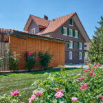 Geräumiges Bauernhaus mit Einliegerwohnung und grossem Garten