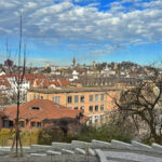 Neue idyllische 3½ Wohnung mit privatem Garten im Park