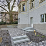 Neue idyllische 3½ Wohnung mit privatem Garten im Park